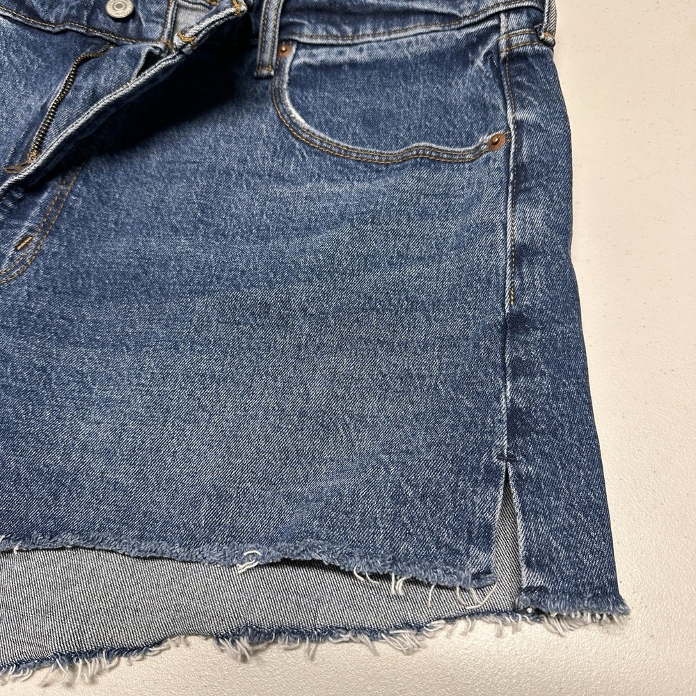 Abercrombie & Fitch The Mom Short High Rise Blue Denim 34/18 NWT Retail $59 - Picture 5 of 12